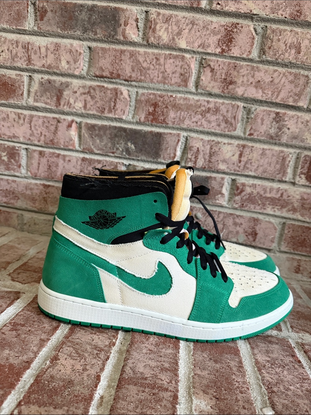 Mens Jordan 1 High zoom air Comfoet Green/White Sneakers size 15
